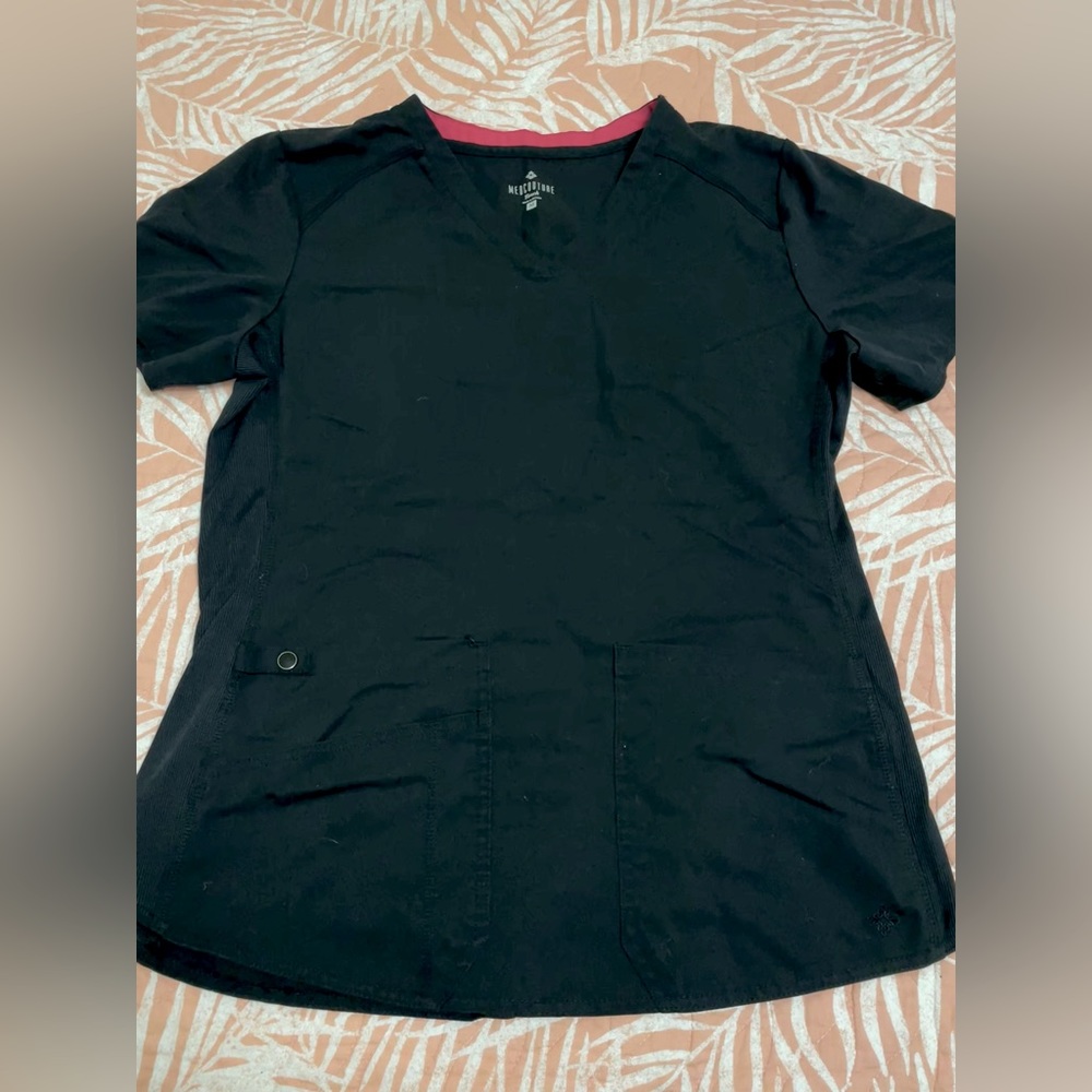 Med couture scrub top M